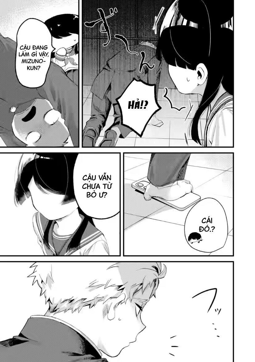 Cô Bạn Wakao-San Bàn Bên Có Vẻ Nhìn Thấy Gương Mặt Của Tôi Nhưng Tôi Thì Không: Chapter 10