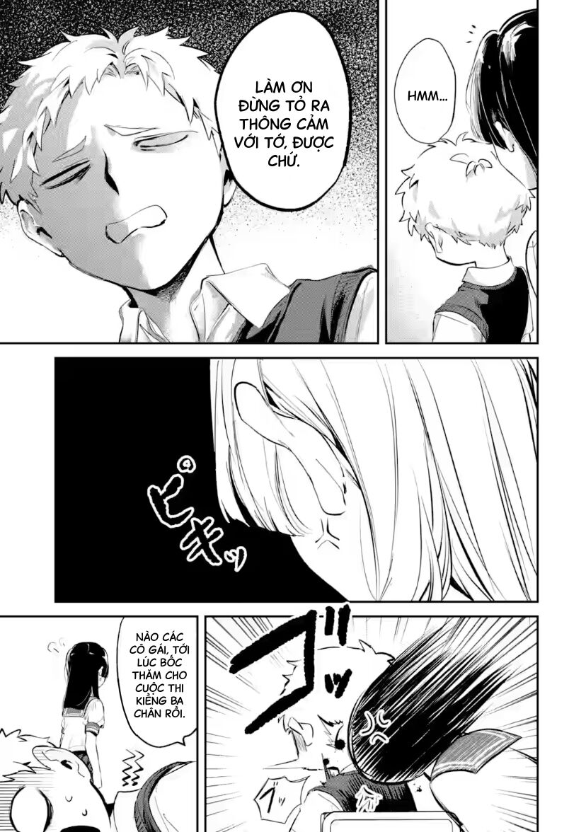 Cô Bạn Wakao-San Bàn Bên Có Vẻ Nhìn Thấy Gương Mặt Của Tôi Nhưng Tôi Thì Không: Chapter 13