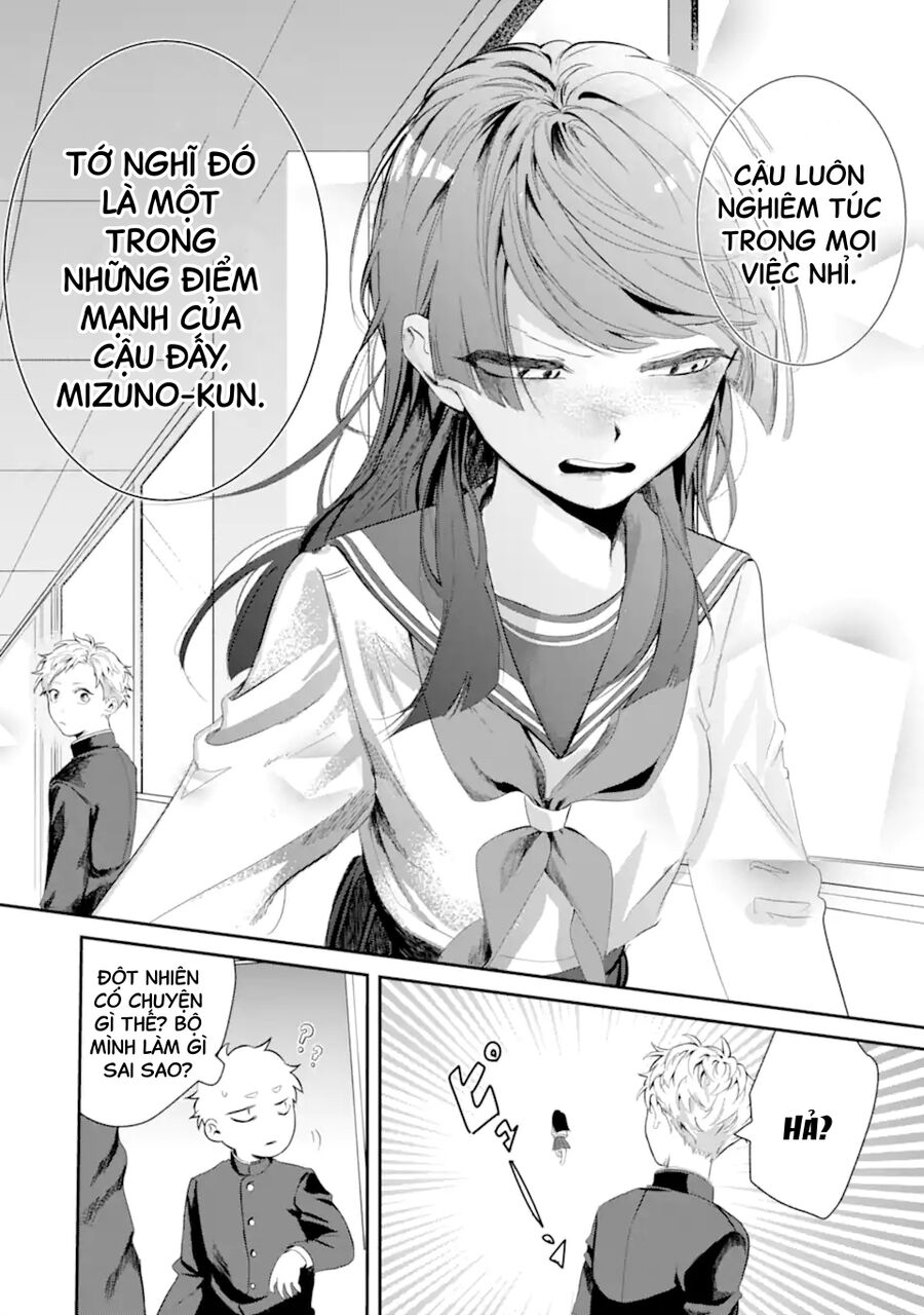 Cô Bạn Wakao-San Bàn Bên Có Vẻ Nhìn Thấy Gương Mặt Của Tôi Nhưng Tôi Thì Không: Chapter 4