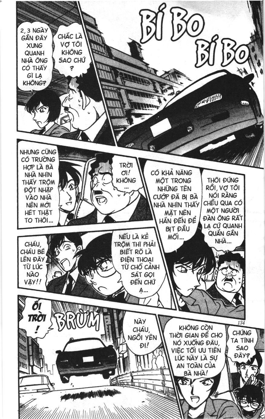 Thám tử lừng danh Conan Loạt truyện tranh: Chapter 216