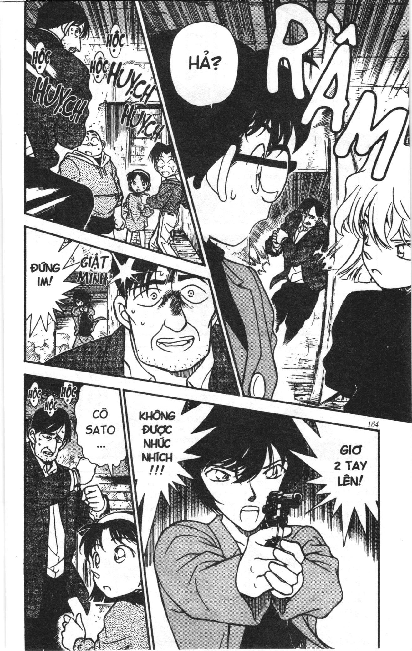 Thám tử lừng danh Conan Loạt truyện tranh: Chapter 241