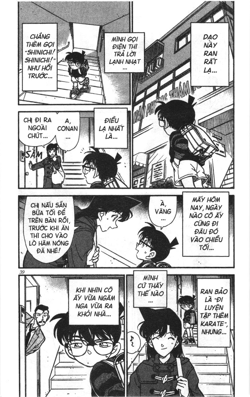 Thám tử lừng danh Conan Loạt truyện tranh: Chapter 244