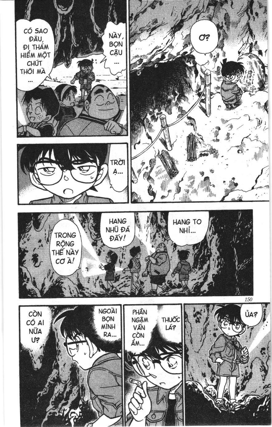 Thám tử lừng danh Conan Loạt truyện tranh: Chapter 261