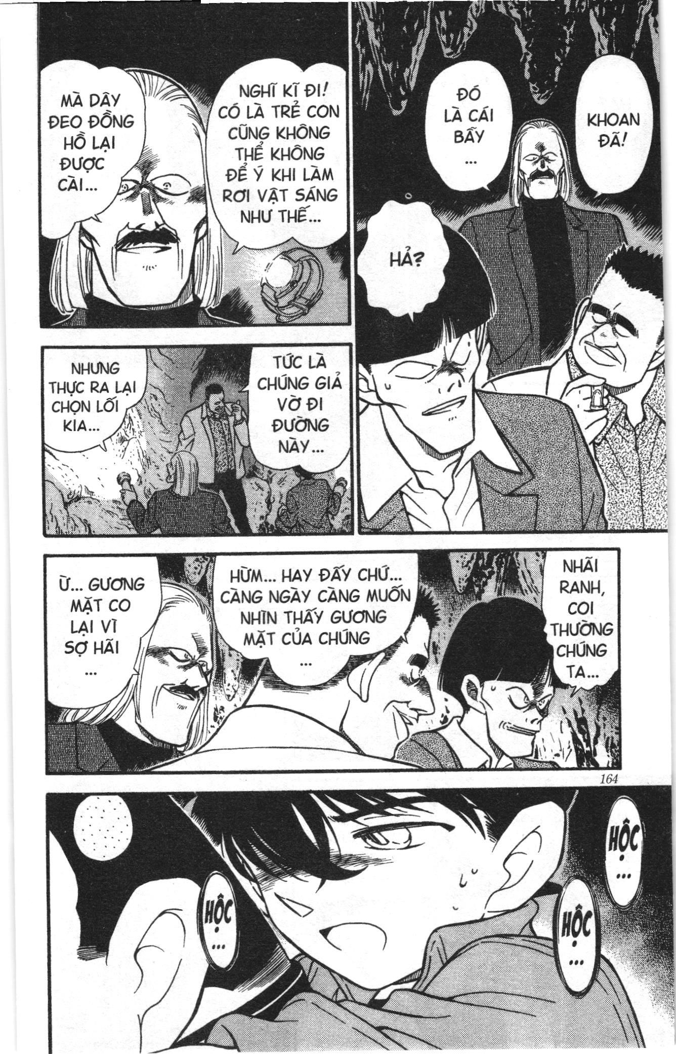 Thám tử lừng danh Conan Loạt truyện tranh: Chapter 262