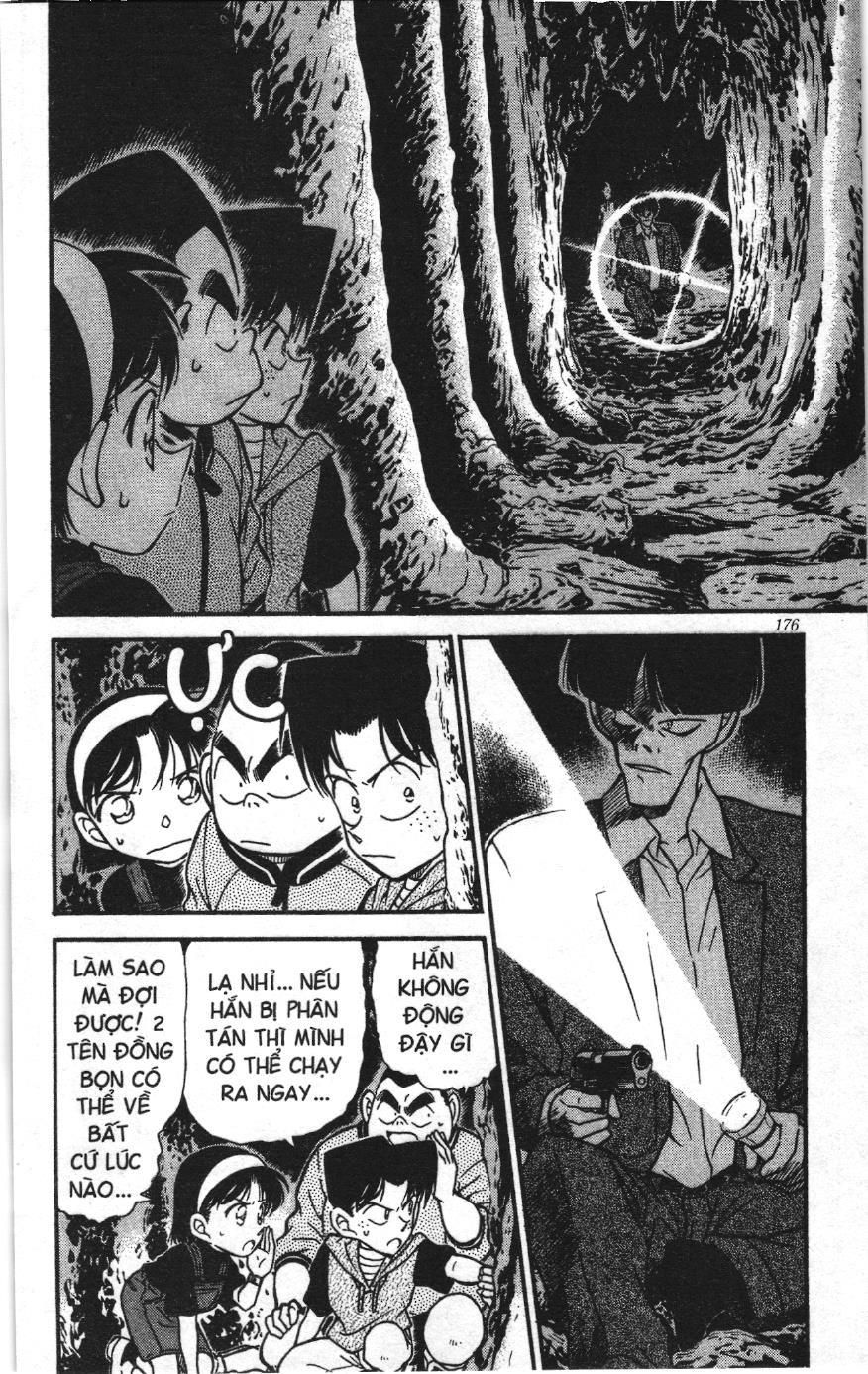 Thám tử lừng danh Conan Loạt truyện tranh: Chapter 263