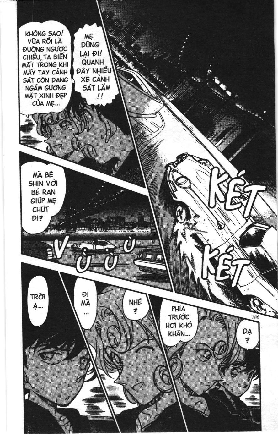 Thám tử lừng danh Conan Loạt truyện tranh: Chapter 361