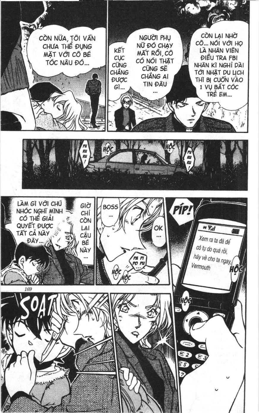 Thám tử lừng danh Conan Loạt truyện tranh: Chapter 443