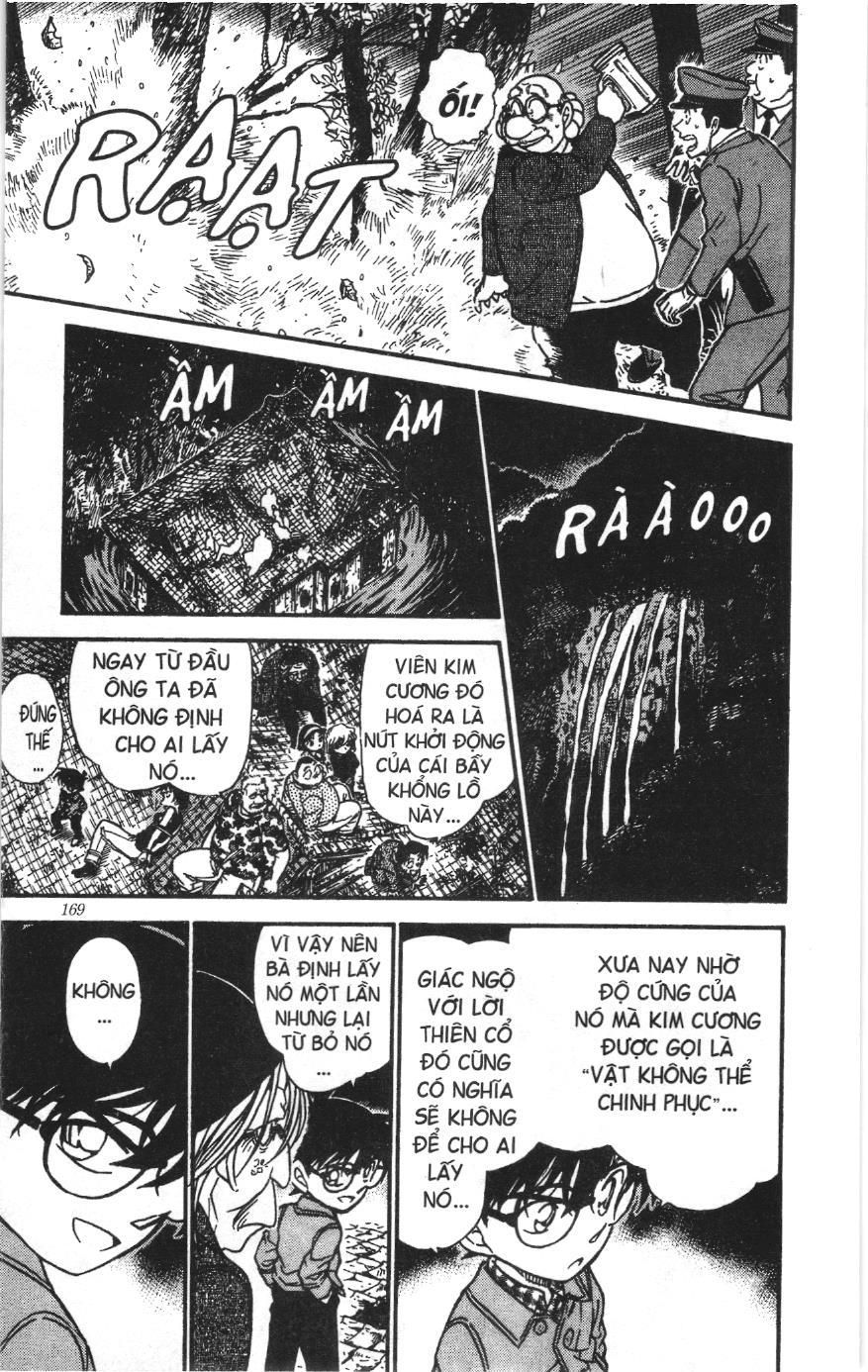 Thám tử lừng danh Conan Loạt truyện tranh: Chapter 490