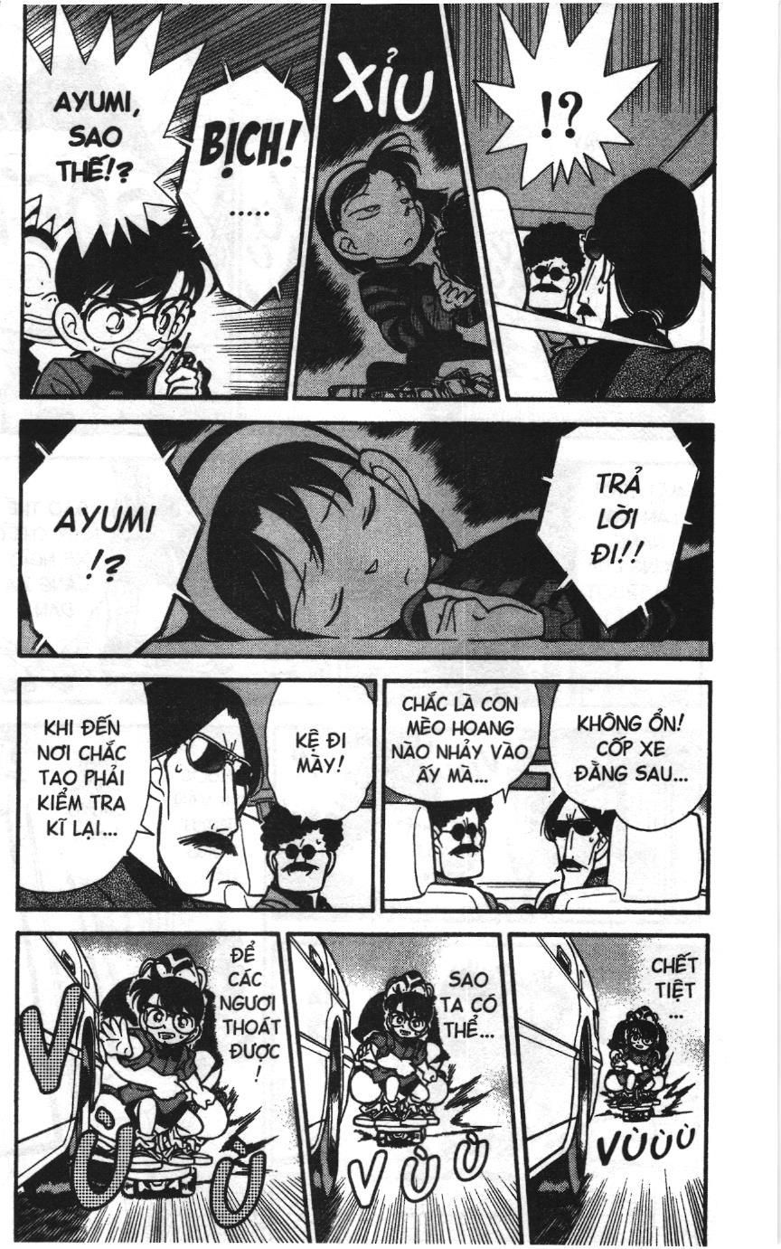 Thám tử lừng danh Conan Loạt truyện tranh: Chapter 81