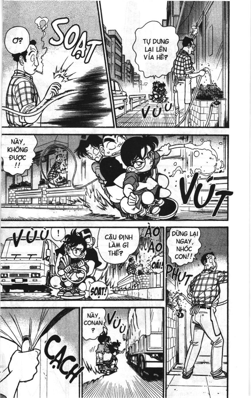 Thám tử lừng danh Conan Loạt truyện tranh: Chapter 81
