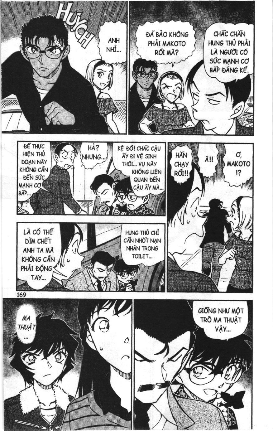 Thám tử lừng danh Conan Loạt truyện tranh: Chapter 901